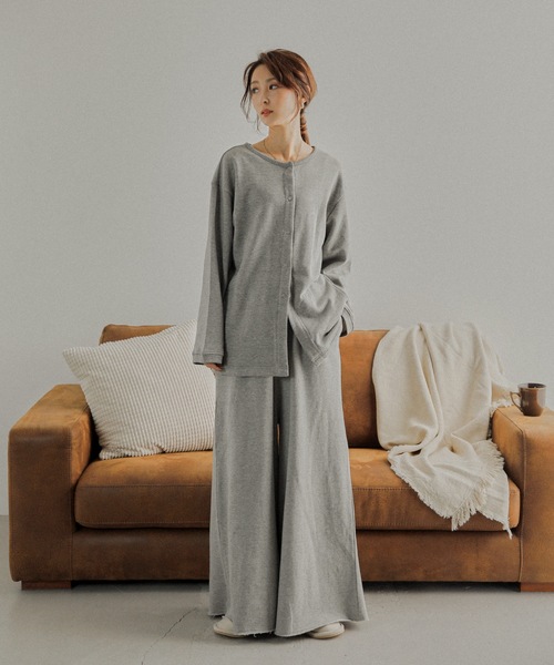 Fashion Letter(ファッションレター)の「裏起毛ゆったりロング丈ワイドパンツ(スウェットパンツ・レディース・ブラック/ライトカーキ/杢グレー・M~L/4L~5L/LL~3L)」の4枚目の写真