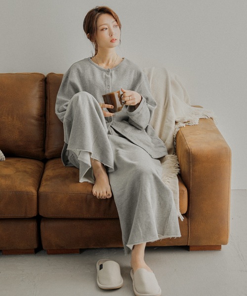 Fashion Letter(ファッションレター)の「裏起毛ゆったりロング丈ワイドパンツ(スウェットパンツ・レディース・ブラック/ライトカーキ/杢グレー・M~L/4L~5L/LL~3L)」の19枚目の写真