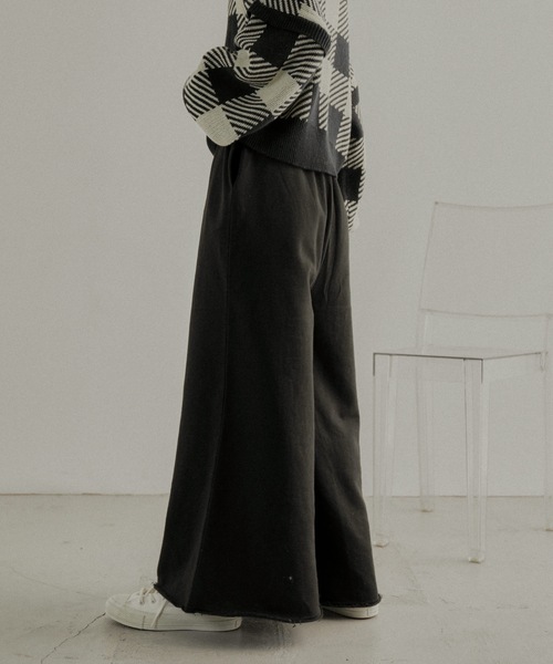 Fashion Letter(ファッションレター)の「裏起毛ゆったりロング丈ワイドパンツ(スウェットパンツ・レディース・ブラック/ライトカーキ/杢グレー・M~L/4L~5L/LL~3L)」の18枚目の写真
