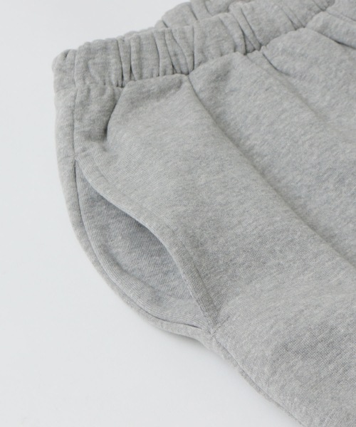 Fashion Letter(ファッションレター)の「裏起毛ゆったりロング丈ワイドパンツ(スウェットパンツ・レディース・ブラック/ライトカーキ/杢グレー・M~L/4L~5L/LL~3L)」の6枚目の写真