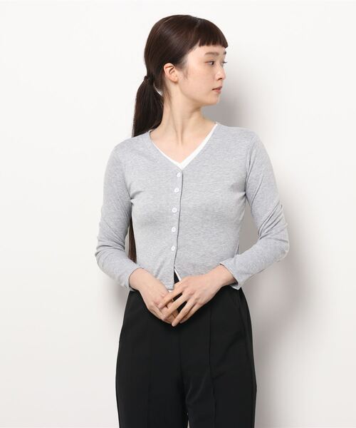 MAISON DE THERESE(メゾン ド テレーズ)の「フェイクレイヤード Vネックトップス(Tシャツ/カットソー・レディース・グレー/ブラック/ネイビー・X-LARGE/LARGE/MEDIUM)」の3枚目の写真