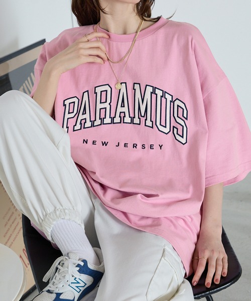 BASQUE magenta（バスクマゼンタ）の「PARAMUS MINNESOTA COLORADO LOGO CREW NECK T-SHIRTS / パラマス ミネソタ コロラド アーチロゴ 配色刺繍 クルーネック ビッグ 半袖Tシャツ（Tシャツ/カットソー・レディース・ライトグレー系2/ネイビー系2/ライトグレー系1/グリーン系2/グレー系1/ホワイト系1/グレー系3/ホワイト系3/ピンク系・L/M）」の9枚目の写真