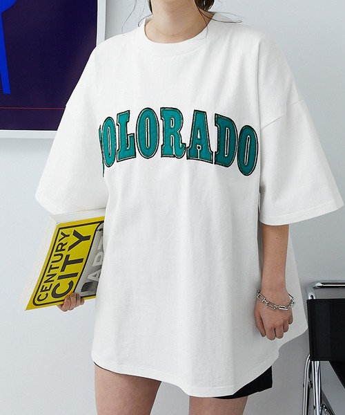 BASQUE magenta（バスクマゼンタ）の「PARAMUS MINNESOTA COLORADO LOGO CREW NECK T-SHIRTS / パラマス ミネソタ コロラド アーチロゴ 配色刺繍 クルーネック ビッグ 半袖Tシャツ（Tシャツ/カットソー・レディース・ライトグレー系2/ネイビー系2/ライトグレー系1/グリーン系2/グレー系1/ホワイト系1/グレー系3/ホワイト系3/ピンク系・L/M）」の18枚目の写真