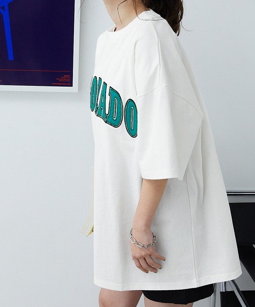 BASQUE magenta（バスクマゼンタ）の「PARAMUS MINNESOTA COLORADO LOGO CREW NECK T-SHIRTS / パラマス ミネソタ コロラド アーチロゴ 配色刺繍 クルーネック ビッグ 半袖Tシャツ（Tシャツ/カットソー・レディース・ライトグレー系2/ネイビー系2/ライトグレー系1/グリーン系2/グレー系1/ホワイト系1/グレー系3/ホワイト系3/ピンク系・L/M）」の19枚目の写真