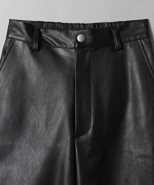 JEANASIS（ジーナシス）の「ヴィーガンレザーフロントキリカエショートパンツ/269130（その他パンツ・レディース・ブラック/オフホワイト・SMALL/MEDIUM）」の9枚目の写真