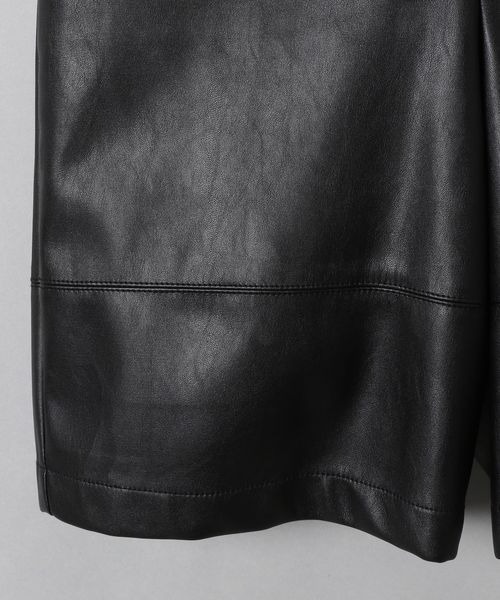 JEANASIS（ジーナシス）の「ヴィーガンレザーフロントキリカエショートパンツ/269130（その他パンツ・レディース・ブラック/オフホワイト・SMALL/MEDIUM）」の11枚目の写真