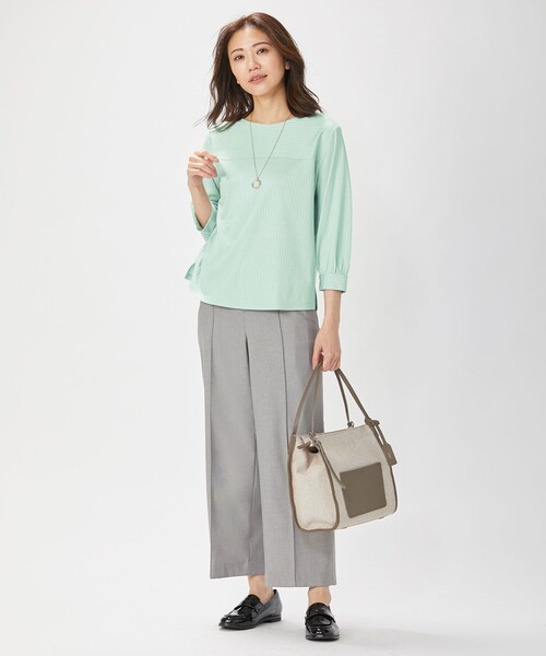 J.PRESS(ジェイプレス)の「【洗える】T/Rシャークスキン セミワイド パンツ(その他パンツ・レディース・ライトグレー系/ピンク系/ダルブルー系・T13/T15/T17)」の7枚目の写真