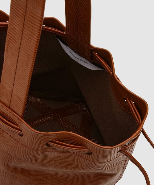 SASQUATCHfabrix.（サスクワァッチファブリックス）の「HEXAGRAM LEATHER BAG（ショルダーバッグ・メンズ・ブラック/ブラウン・ONESIZE）」の7枚目の写真