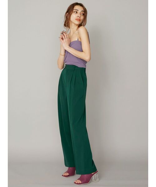 EVRIS(エヴリス)の「タックストレートカラーパンツ(スラックス・レディース・ブラック/レッド/イエロー/グリーン・SMALL/MEDIUM)」の7枚目の写真