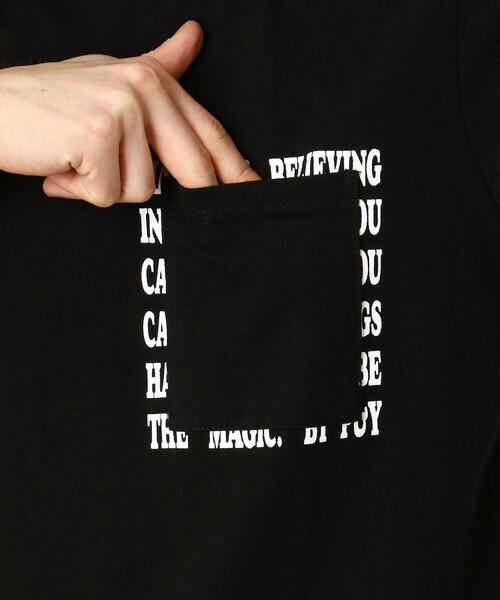 Purple&Yellow(パープルアンドイエロー)の「メッセージプリント&ポケット半袖Tシャツ(Tシャツ/カットソー・メンズ・ブラック/パープル/ホワイト/イエロー・X-SMALL/LARGE/SMALL/MEDIUM/X-LARGE)」の11枚目の写真