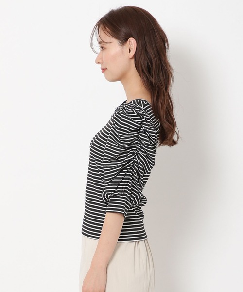 mysty woman(ミスティウーマン)の「パワショル2WAYテレコプルオーバー 283364(Tシャツ/カットソー・レディース・オフホワイト/オレンジ/ホワイト系/ブラック系/ブラック・FREE)」の16枚目の写真