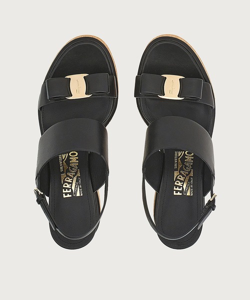 FERRAGAMO(フェラガモ)の「サンダル(サンダル・レディース・ブラック・6/6.5/5/7/7.5/5.5)」の4枚目の写真