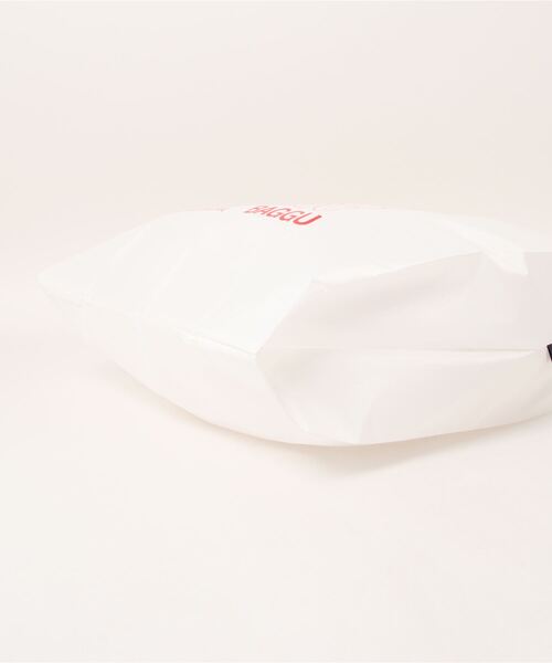 yuw（ユウ）の「ＴｈａｎｋｙｏｕＳｔａｎｄａｒｄ　295540（ハンドバッグ・レディース・ホワイト・FREE）」の3枚目の写真