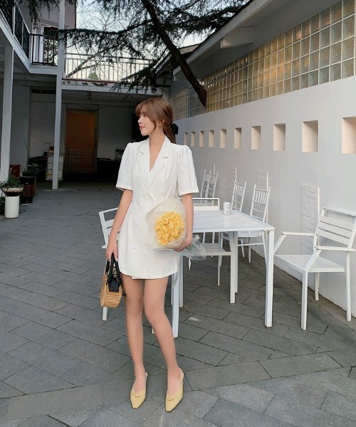 SONA（ソナ）の「SONYUNARA ダブルボタン半袖ミニワンピース（ワンピース・レディース・ホワイト/ブラック/イエロー・FREE）」の16枚目の写真