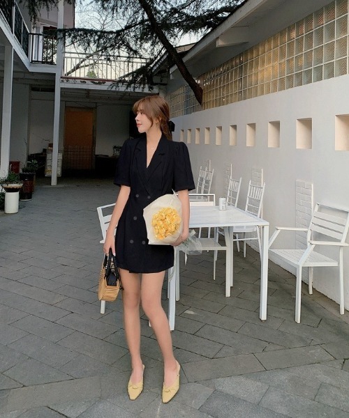 SONA（ソナ）の「SONYUNARA ダブルボタン半袖ミニワンピース（ワンピース・レディース・ホワイト/ブラック/イエロー・FREE）」の5枚目の写真