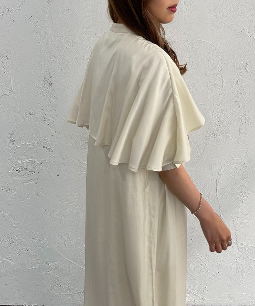 apres jour mignon(アプレジュールミニョン)の「袖デザインワンピース【ZOZOTOWN限定アイテム】(ワンピース・レディース・ブラック/マスタード/ブルー/アイボリー・X-LARGE/フリー)」の8枚目の写真