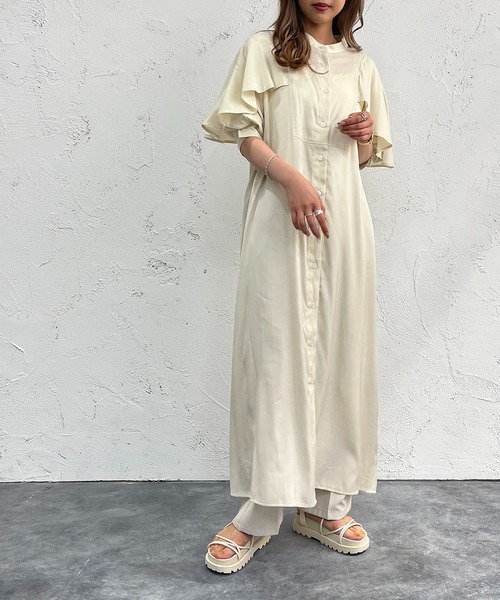 apres jour mignon(アプレジュールミニョン)の「袖デザインワンピース【ZOZOTOWN限定アイテム】(ワンピース・レディース・ブラック/マスタード/ブルー/アイボリー・X-LARGE/フリー)」の10枚目の写真