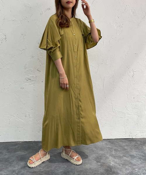 apres jour mignon(アプレジュールミニョン)の「袖デザインワンピース【ZOZOTOWN限定アイテム】(ワンピース・レディース・ブラック/マスタード/ブルー/アイボリー・X-LARGE/フリー)」の5枚目の写真