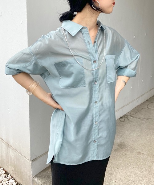 SHENERY（シーナリー）の「シアーオーバーシャツ（シャツ/ブラウス・レディース・ブラウン/オフホワイト/ブルー・FREE）」の21枚目の写真