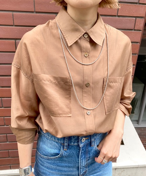 SHENERY（シーナリー）の「シアーオーバーシャツ（シャツ/ブラウス・レディース・ブラウン/オフホワイト/ブルー・FREE）」の10枚目の写真