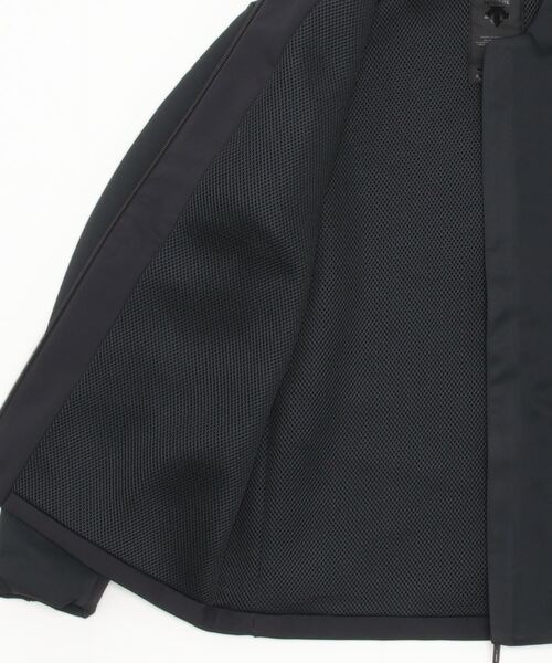 デサント　オルテライン　カラーレスストレッチブルゾン DESCENTE ALLTERRAIN のライトアウター、「COLLARLESS STRETCH