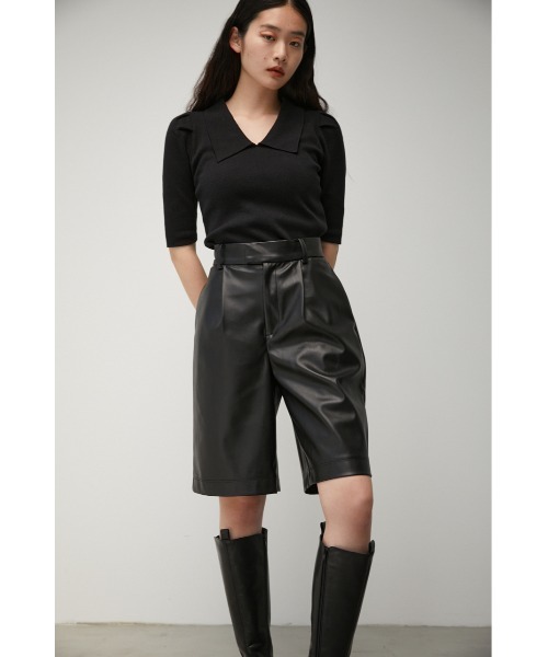 AZUL by moussy（アズールバイマウジー）の「SHOULDER TUCK POLO COLLAR KNIT/ショルダータックポロカラーニット（ニット/セーター・レディース・ライトブラウン/ブラック/ブルー・SMALL/MEDIUM）」の5枚目の写真