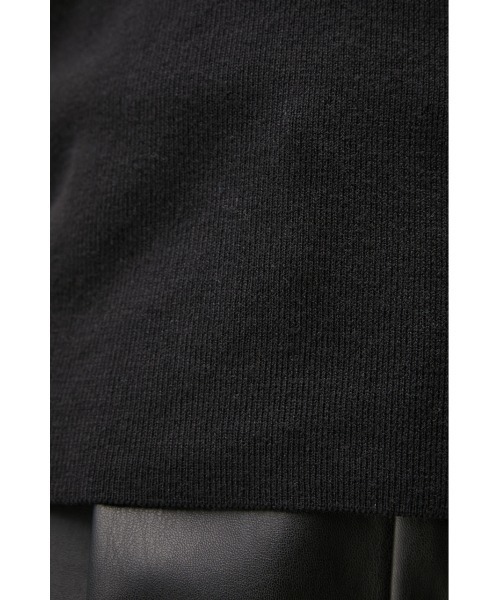 AZUL by moussy（アズールバイマウジー）の「SHOULDER TUCK POLO COLLAR KNIT/ショルダータックポロカラーニット（ニット/セーター・レディース・ライトブラウン/ブラック/ブルー・SMALL/MEDIUM）」の12枚目の写真