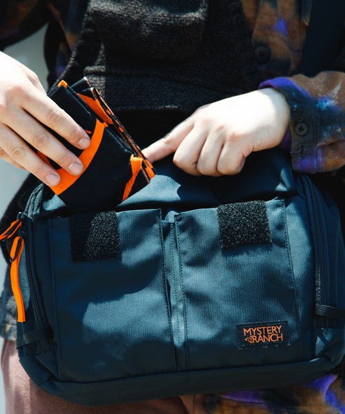 MYSTERY RANCH（ミステリーランチ）の「MYSTERYRANCH/ミステリーランチ DISTRICT 8/ディストリクト 8（ショルダーバッグ・メンズ・ブラック/A/B/C/D/E・FREE）」の22枚目の写真