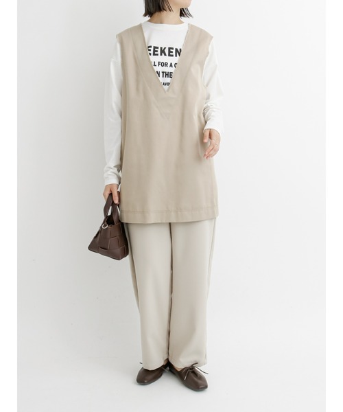 Samansa Mos2 blue(サマンサモスモスブルー)の「◎深Vネックベスト(ベスト・レディース・ブラック/ベージュ/カーキ・フリ-)」の6枚目の写真