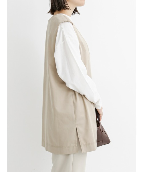 Samansa Mos2 blue(サマンサモスモスブルー)の「◎深Vネックベスト(ベスト・レディース・ブラック/ベージュ/カーキ・フリ-)」の9枚目の写真