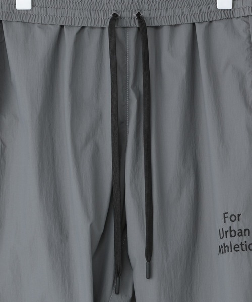 NUMERALS（ヌメラルズ）の「[NUMERALS]ナイロントラックパンツ（その他パンツ・メンズ・ブラック/チャコール・MEDIUM/LARGE）」の5枚目の写真