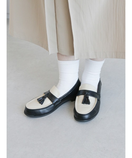 ehka sopo（エヘカソポ）の「タッセルローファー（ローファー・レディース・ブラック/ブラウン/キャメル・MEDIUM/LARGE）」の2枚目の写真