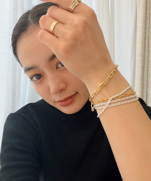 Vicente（ヴィセンテ）の「【3way】Combination long chain neckless（ネックレス・レディース・シルバー×ゴールド・FREE）」の4枚目の写真