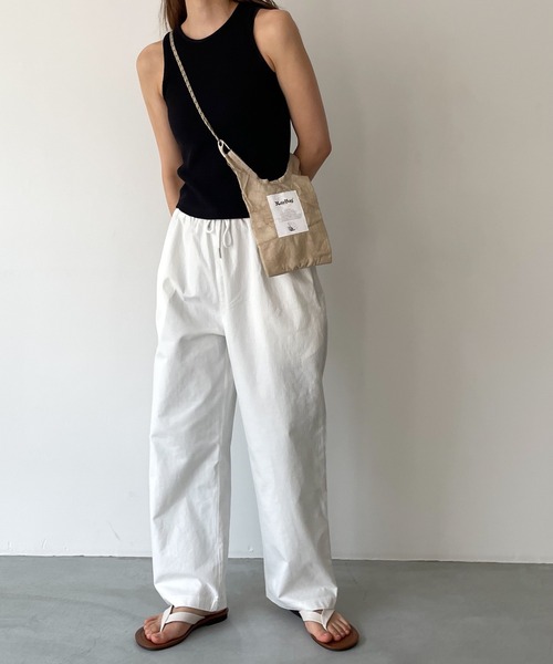 CANAL JEAN（キャナルジーン）の「RairBag PROJECT　ナイロンショルダーバッグ（ショルダーバッグ・レディース・ブラック/ブルー/ベージュ/ホワイト・ONE SIZE）」の21枚目の写真