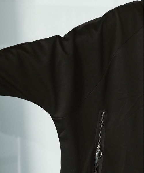 rovtski(ロフトスキー)の「ボリュームネックアシメカットソー(Tシャツ/カットソー・レディース・ブラック・FREE)」の3枚目の写真