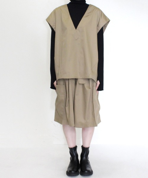 STYLEBLOCK（スタイルブロック）の「ツイル深Vノースリーブトップス（ベスト・レディース・ホワイト系その他/ブラック/オリーブ/ベージュ・M）」の7枚目の写真