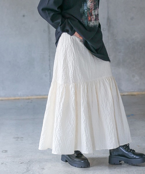 PAGEBOY(ページボーイ)の「ジャガードティアードスカート(スカート・レディース・オフホワイト/ブラック/イエロー系・FREE)」の2枚目の写真