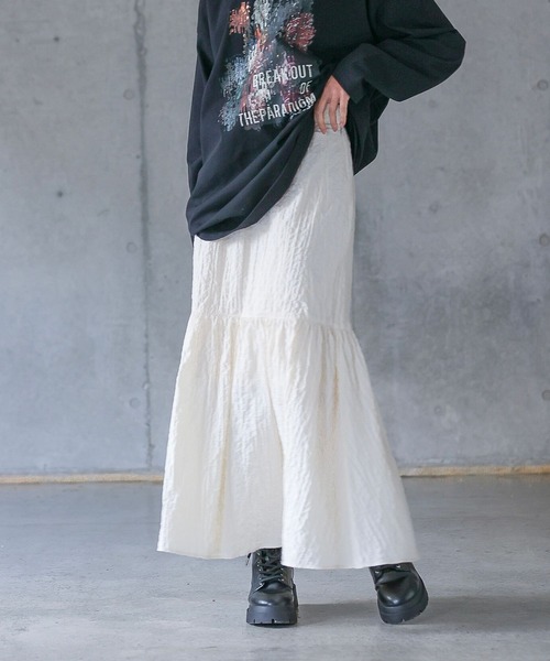 PAGEBOY(ページボーイ)の「ジャガードティアードスカート(スカート・レディース・オフホワイト/ブラック/イエロー系・FREE)」の4枚目の写真