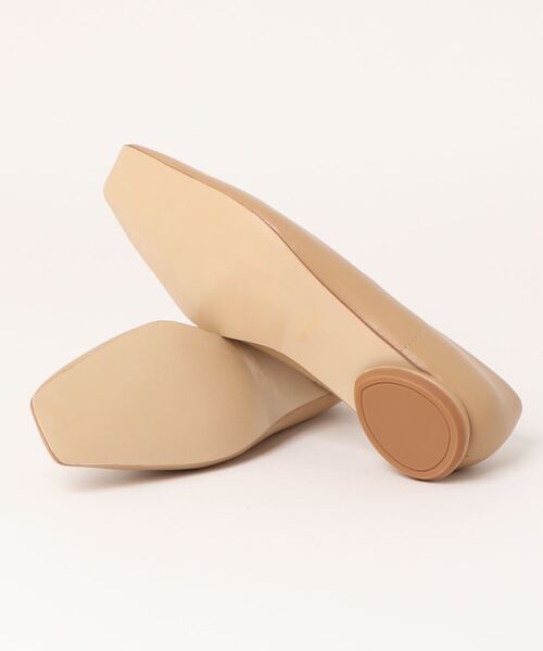 Gready Brilliant（グレディブリリアン）の「レザースクエアトゥフラットシューズ（バレエシューズ・レディース・キャメル/アイボリー・38/37/36）」の6枚目の写真