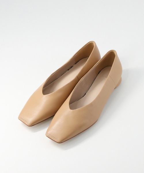 Gready Brilliant（グレディブリリアン）の「レザースクエアトゥフラットシューズ（バレエシューズ・レディース・キャメル/アイボリー・38/37/36）」の9枚目の写真