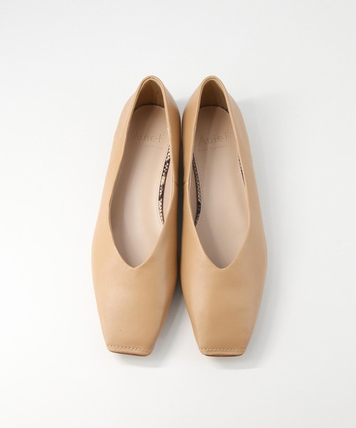 Gready Brilliant（グレディブリリアン）の「レザースクエアトゥフラットシューズ（バレエシューズ・レディース・キャメル/アイボリー・38/37/36）」の12枚目の写真