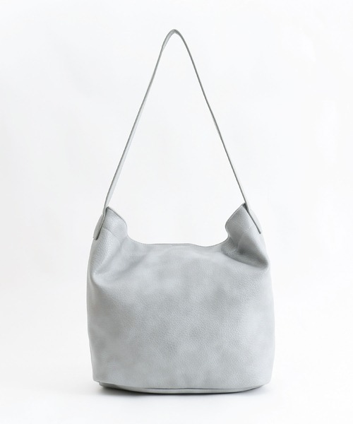 COOCO（クーコ）の「ソフトフェイクレザーワンショルダーバッグ／Ａ４対応（ショルダーバッグ・レディース・キャメル/ライトグリーン/ライトグレー/アイボリー/グレー系その他/カーキ/サックスブルー/ブラック・9）」の19枚目の写真