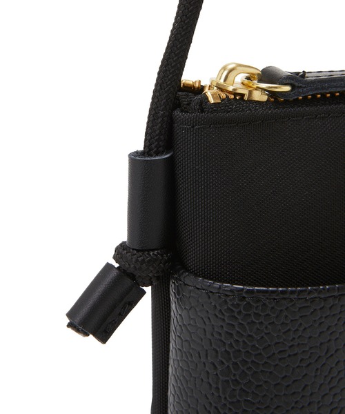 Breath TOPKAPI（ブレストプカピ）の「【WEB限定】【Breath TOPKAPI/ブレス トプカピ】SCOTCH GRAIN スコッチグレイン マザーズバッグ バイカラー スマホショルダー バッグ【VERY 掲載】（ショルダーバッグ・レディース・ライトグレー/ブラック・FREE）」の6枚目の写真