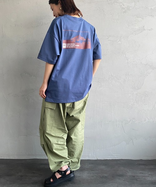 Columbia（コロンビア）の「【WEB限定】[Columbia/コロンビア] JAMES BROOK バックプリント ショートスリーブ ポケットTシャツ（Tシャツ/カットソー・レディース・ホワイト/ブラック/ダークグリーン/ネイビー・M/L/XL）」の4枚目の写真