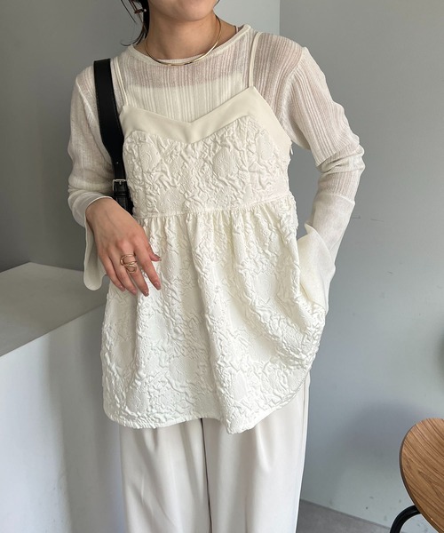 CAPRICIEUX LE'MAGE（カプリシューレマージュ）の「エンボスキャミ（キャミソール・レディース・ブラック/アイボリー・FREE）」の14枚目の写真