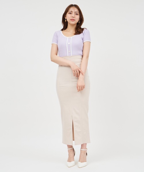 ROYAL PARTY(ロイヤルパーティー)の「配色ボタンパイピングカットトップス(Tシャツ/カットソー・レディース・ブラック/オフホワイト/パープル・FREE)」の18枚目の写真