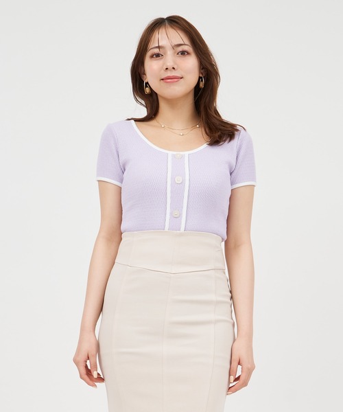 ROYAL PARTY(ロイヤルパーティー)の「配色ボタンパイピングカットトップス(Tシャツ/カットソー・レディース・ブラック/オフホワイト/パープル・FREE)」の17枚目の写真