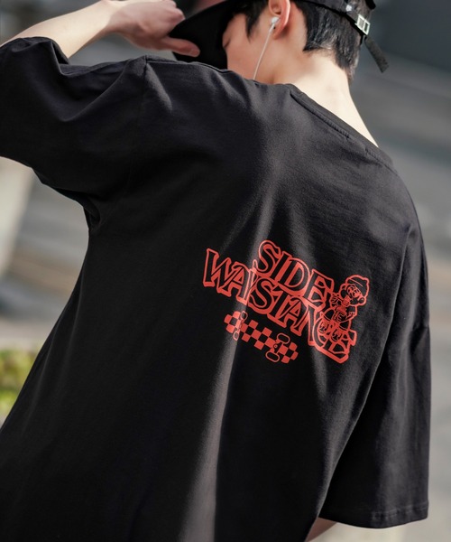 SIDEWAY STANCE（サイドウェイスタンス）の「【SIDEWAY STANCE】オリジナル グラフィック プリント 半袖Tシャツ（Tシャツ/カットソー・メンズ・ブラック系その他2/オリーブ/ホワイト系その他3/ホワイト系その他2/ホワイト/ブラック系その他3/ブラック/ブラック系その他4/ホワイト系その他/ピンク/イエロー/ホワイト系その他4/セージグリーン/パープル/ブラック系その他/パープル系その他/ブラック系その他5/ホワイト系その他5/ホワイト系その他6/ブラック系その他6/ブラック系その他7/ホワイト系その他7/パープル系その他3/ダークブルー/パープル系/パープル系その他2/ブルー系その他/グレー系その他/カーキ/グレー/ブラック系/カーキ系/グレー系/ホワイト系/パープル系1/ブラック系1/ホワイト系1・LARGE/X-LARGE/MEDIUM/SMALL）」の15枚目の写真