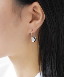 金属アレルギー対応 ボリュームドロップモチーフピアス S0990【IAMUSE】