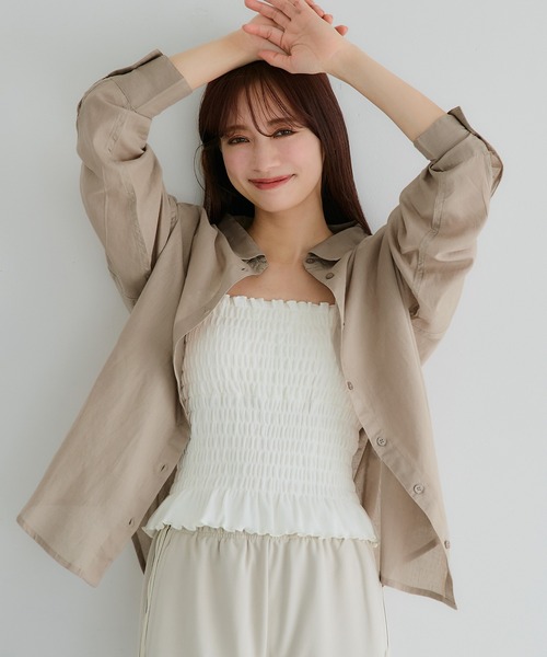 coca（coca）（コカ）の「ガーゼシャツ（シャツ/ブラウス・レディース・ブラック/ライトブルー/ホワイト/ブラウン/ピンク/ライトグリーン/グレイッシュベージュ/マスタード/パープル/ネイビー/イエロー/ライトピンク/ライトベージュ/ダークベージュ/グリーン/ラベンダー/レッド/ライトグレー/チャコール/ダークブルー/ピンク系その他/ダークブラウン/カーキ/ベージュ・M/L/S/XL）」の8枚目の写真